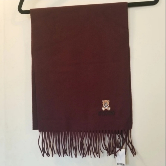 Moschino Accessories - NWT Moschino Unisex Teddy Bear Scarf with fringe in Burgundy